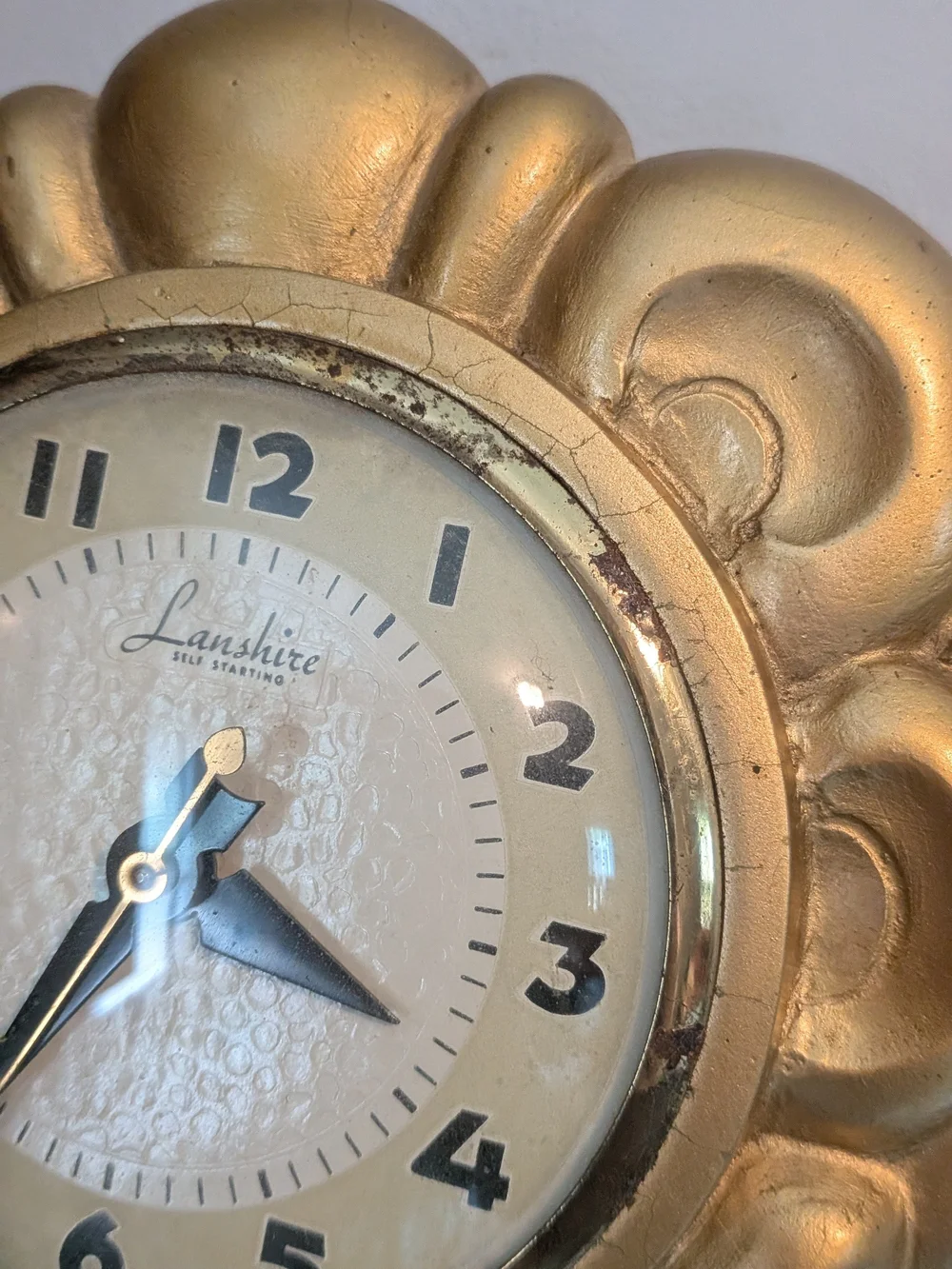 Vintage Old Fitzgerald Gold Key Whiskey Electric Clock Lanshire 23” Works